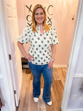 Load image into Gallery viewer, Green Brushed Polka Dot Flutter Shoulder Sleeve Top