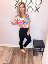 Load image into Gallery viewer, JUDY BLUE Mid Rise Black Jeans (Sizes: 0-24)