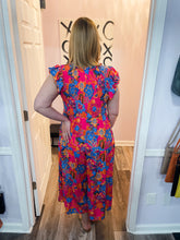 Load image into Gallery viewer, Plus Size Floral Smocked Maxi Dress
