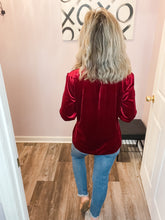 Load image into Gallery viewer, Dark Red Velvet Feeling Buttoned Long Sleeve Top
