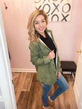 Load image into Gallery viewer, Olive Corduroy Feeling Sherpa Lined Shacket