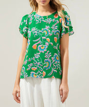 Load image into Gallery viewer, Green and Floral Layered Sleeves Top