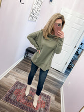 Load image into Gallery viewer, Green Cowl Neck Long Sleeve Top