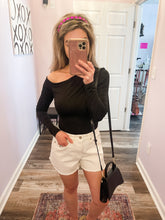 Load image into Gallery viewer, Ivory Raw Hem Jean Shorts