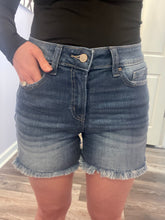 Load image into Gallery viewer, Medium Wash Frayed Shorts