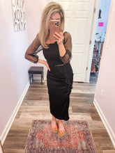 Load image into Gallery viewer, Silky Feeling Black Ruffled Slit Midi Skirt
