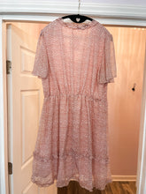 Load image into Gallery viewer, Pink Pebble Print V-Neck Dress