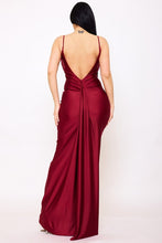 Load image into Gallery viewer, Burgundy Silky Satin Like Draped Back Dress
