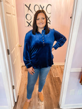 Load image into Gallery viewer, Navy Blue Velvet Feeling Buttoned Long Sleeve Top