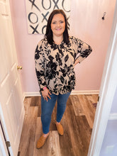 Load image into Gallery viewer, Plus Size Taupe & Black V Neck Floral Top