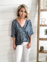 Load image into Gallery viewer, Pebble Print Short Sleeve V Neck Top With Wooden Buttons
