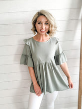 Load image into Gallery viewer, Textured Knit Ruffled Short Sleeve Top