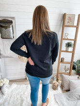 Load image into Gallery viewer, Black and Khaki Quilted Pullover