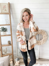 Load image into Gallery viewer, Neutral Plaid Teddy Jacket