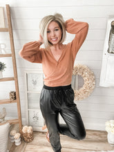 Load image into Gallery viewer, Ribbed Bubble Sleeve Crop Top