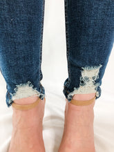 Load image into Gallery viewer, Dark Blue Wash High Rise Distressed Hem Skinny Jean
