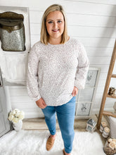 Load image into Gallery viewer, Leopard Balloon Sleeve Top