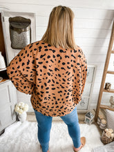 Load image into Gallery viewer, Leopard Print V Neck Balloon Sleeve Top