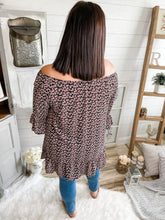 Load image into Gallery viewer, Plus Size Ruffle Sleeve Floral Top
