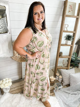 Load image into Gallery viewer, Plus Size Tropical Print Leaves Maxi Dress

