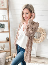 Load image into Gallery viewer, Leopard Print Cardigan
