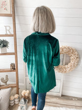 Load image into Gallery viewer, Hunter Green Velvet Looking Blazer