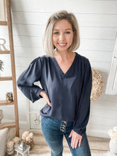 Load image into Gallery viewer, Navy V Neck Top