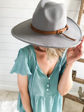 Load image into Gallery viewer, Grey Wide Brim Tassel Hat