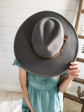 Load image into Gallery viewer, Grey Wide Brim Tassel Hat