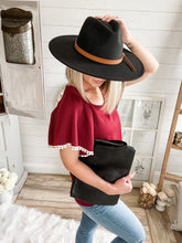 Load image into Gallery viewer, Lace Hem Sleeve Top