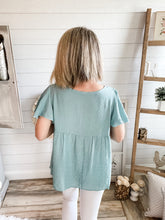 Load image into Gallery viewer, Round Neck Front Tassel Tie Top