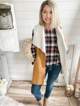 Load image into Gallery viewer, Camel Sherpa Vest