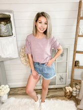 Load image into Gallery viewer, Knitted Lavender Triple Ruffled Sleeve Top