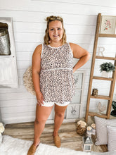 Load image into Gallery viewer, Leopard & Lace Tank Top