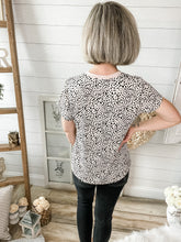 Load image into Gallery viewer, Apricot Cheetah Print Lightweight Top