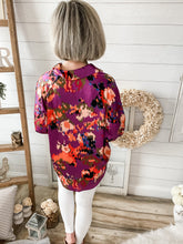 Load image into Gallery viewer, Multi Colored Graffiti Print Bubble Sleeve Top