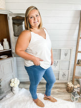 Load image into Gallery viewer, White Scalloped Tank Top