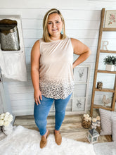 Load image into Gallery viewer, Fading Out Leopard Print Top