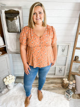 Load image into Gallery viewer, Plus Size Floral Babydoll Top