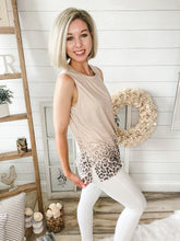 Load image into Gallery viewer, Fading Out Leopard Print Top