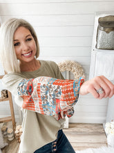 Load image into Gallery viewer, Sage and Paisley Bubble Sleeve Waffle Knit Lightweight Sweater