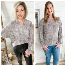 Load image into Gallery viewer, Leopard Print Smocked Wrists Top