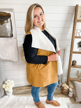 Load image into Gallery viewer, Camel Sherpa Vest