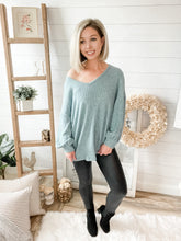 Load image into Gallery viewer, High Waisted Faux Leather Leggings