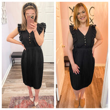 Load image into Gallery viewer, Black Buttoned Pleated Dress
