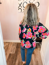 Load image into Gallery viewer, Black &amp; Colorful Floral Print Long Sleeve Top
