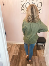 Load image into Gallery viewer, Olive Corduroy Feeling Sherpa Lined Shacket
