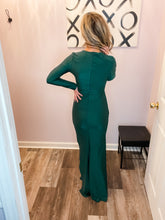 Load image into Gallery viewer, Hunter Green Long Sleeve Maxi Dress
