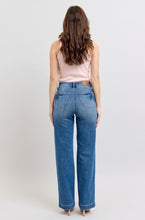 Load image into Gallery viewer, JUDY BLUE Medium Wash High Rise Straight Jeans (Sizes: 0-24)
