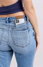 Load image into Gallery viewer, JUDY BLUE Mid Rise Light Wash With Cell Phone Pocket (Sizes: 0-24)

